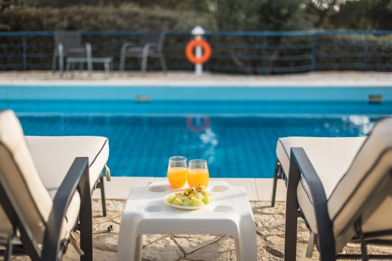 Summer Villa Pasiphae Private Pool - Bbq -Beach 2Min スーニオ エクステリア 写真